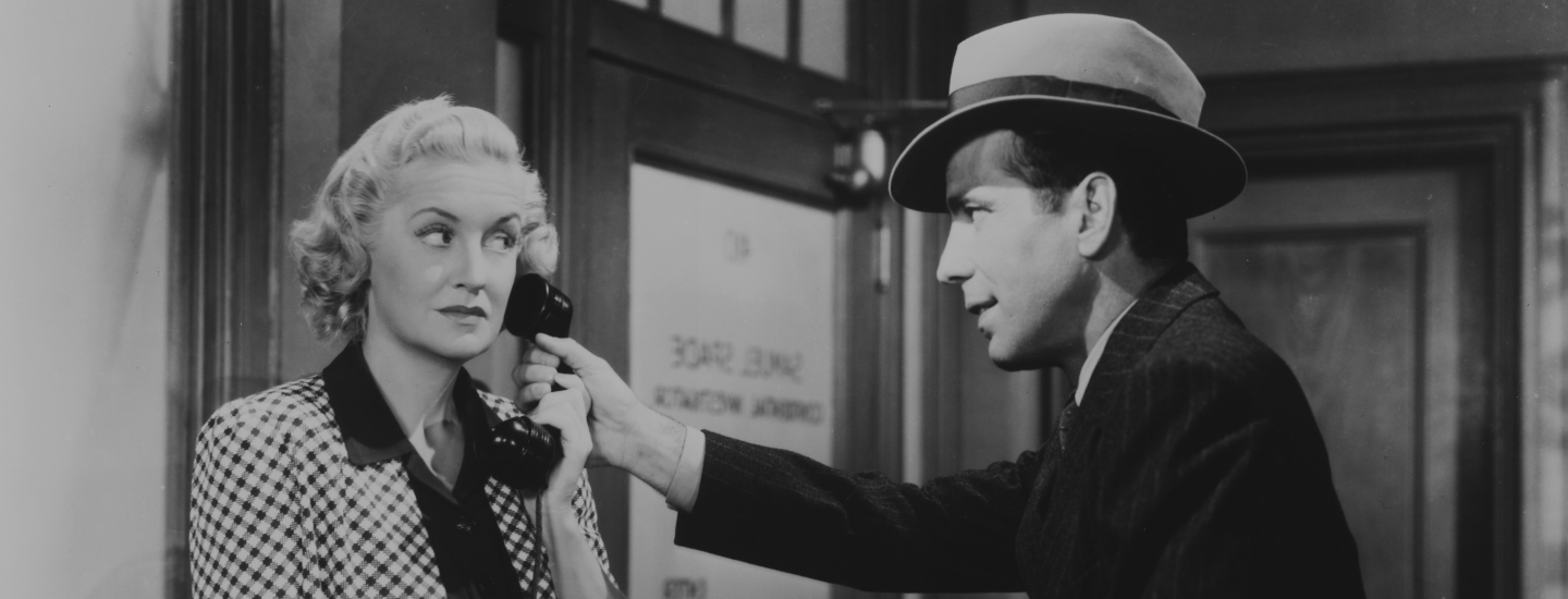 Kadr z filmu © Sokół maltański / The Maltese Falcon